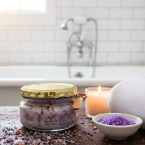 Single jar 200ml Lavender Bath Salts